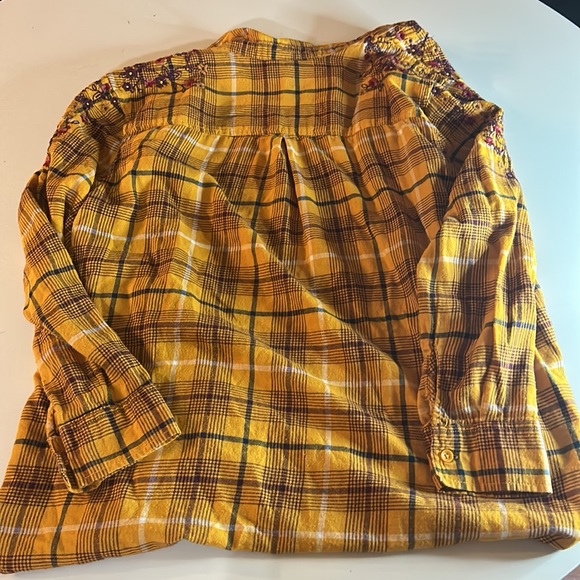 Terra & Sky Womens Plus 1X Flannel Shirt Floral Embroidered Plaid Yellow - Picture 6 of 6